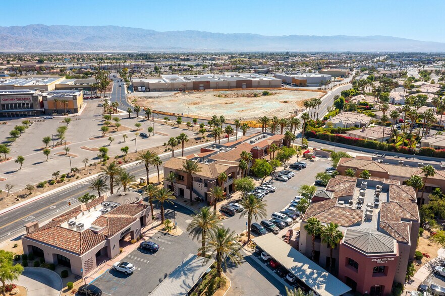 47050 Washington St, La Quinta, CA à louer - Aérien – Image 3 sur 16