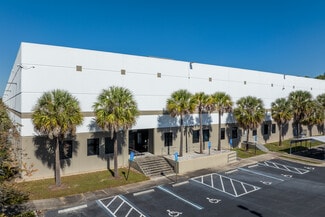 Plus de détails pour 3660 Deerpark Blvd S, Elkton, FL - Industriel/Logistique à louer