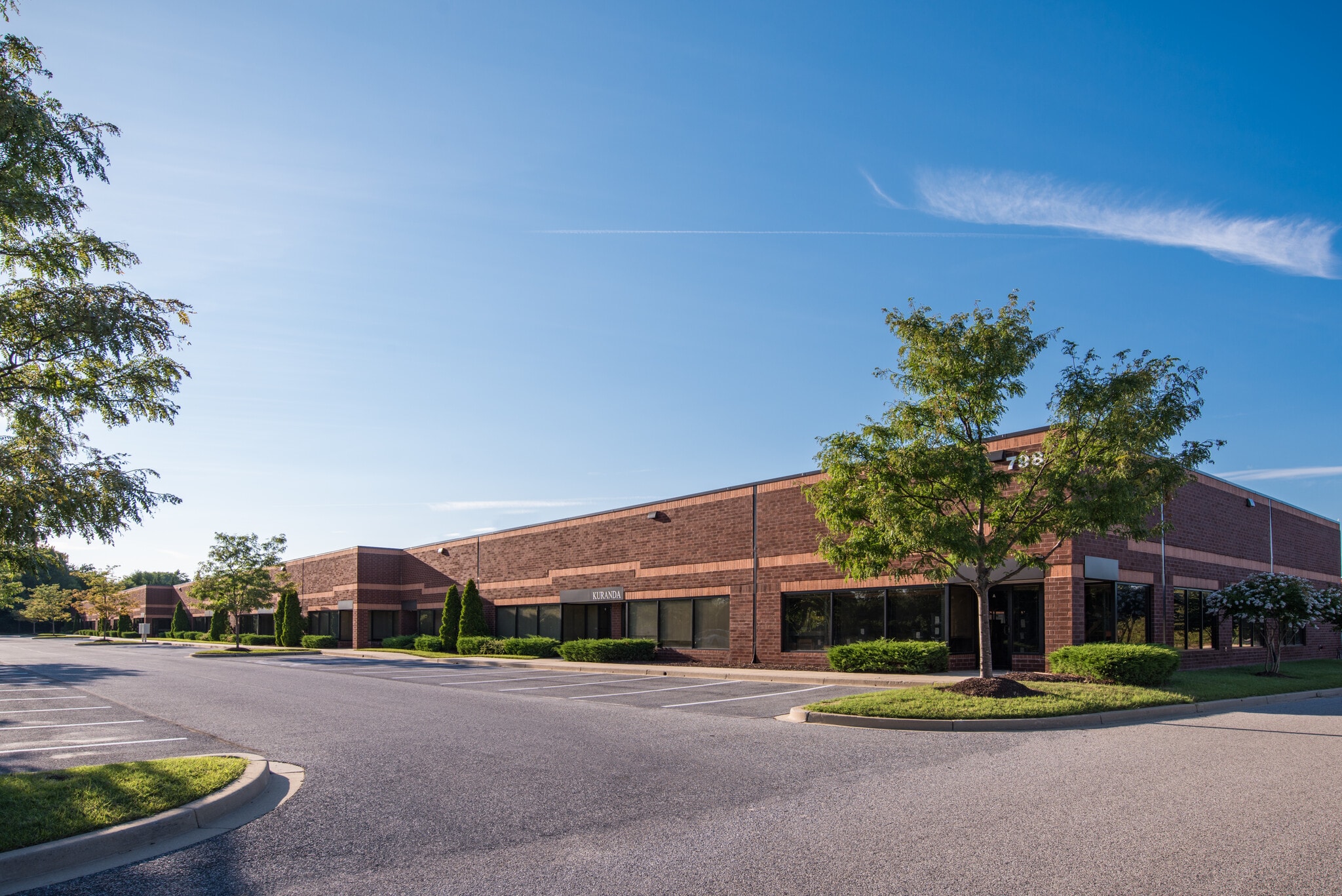 910 Cromwell Park Dr, Glen Burnie, MD à louer Photo de l’immeuble– Image 1 sur 2
