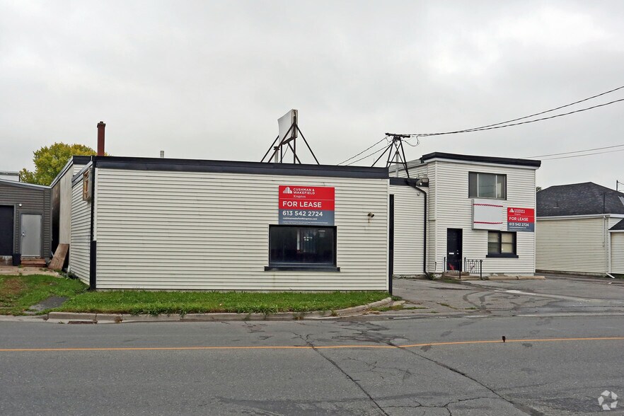 541 Montreal St, Kingston, ON à louer - Photo de l’immeuble – Image 2 sur 2