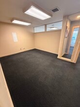 5305 E 2nd St, Long Beach, CA à louer Photo intérieure– Image 2 sur 4