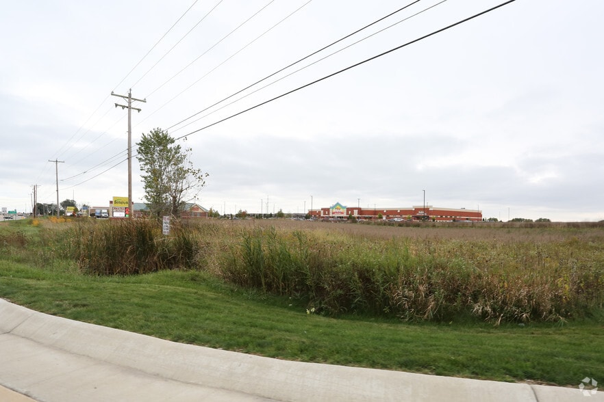2900 Green Bay Rd, Kenosha, WI à vendre - Photo de l’immeuble – Image 1 sur 4