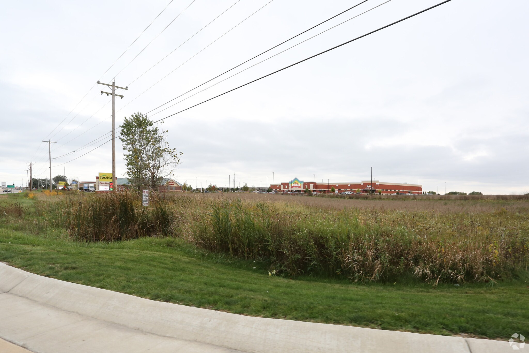 2900 Green Bay Rd, Kenosha, WI à vendre Photo de l’immeuble– Image 1 sur 5