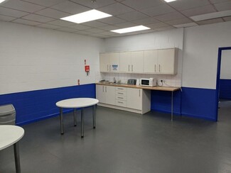 Plus de détails pour Pywell Rd, Corby - Industriel/Logistique à louer