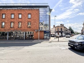 1-7 Ashley Rd, Altrincham à louer Photo de l’immeuble– Image 2 sur 7
