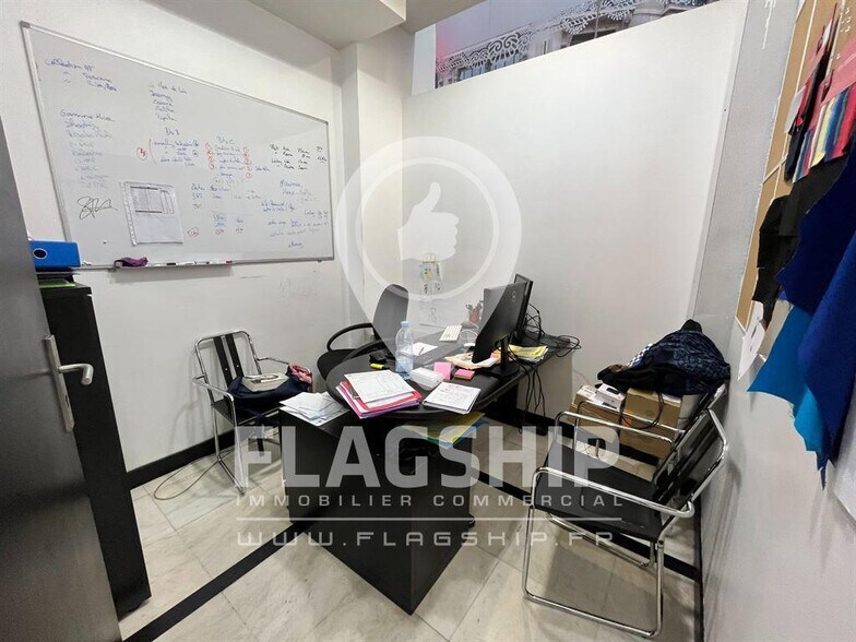 Local commercial dans Paris à louer - Photo de l’immeuble – Image 3 sur 8