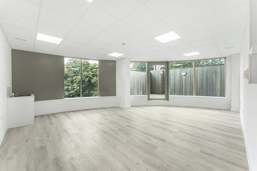 208 Plaistow Rd, Londres à vendre - Photo de l’immeuble – Image 3 sur 34