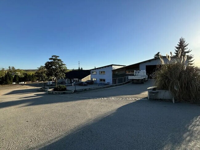 Plus de détails pour Bureau, Local d'activités à louer