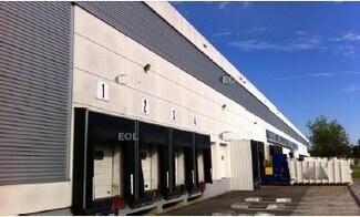 Plus de détails pour Industriel/Logistique à louer