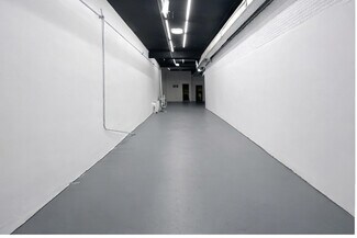 Plus de détails pour 182 Jamaica ave, Jamaica, NY - Local d'activités à louer