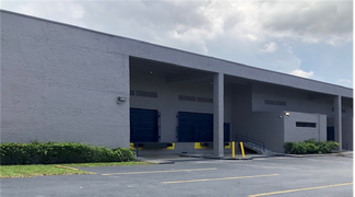 Plus de détails pour 5400-5500 NW 32nd Ave, Miami, FL - Industriel/Logistique à louer