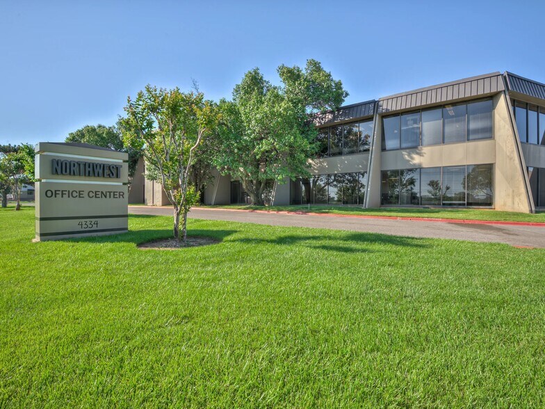 4334 NW Expressway, Oklahoma City, OK à louer - Photo principale – Image 1 sur 7