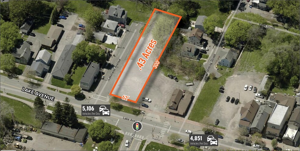 4653 Lake Ave, Rochester, NY à vendre - Photo de l’immeuble – Image 2 sur 5