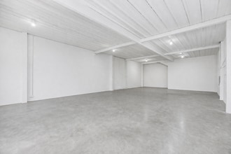 5324-5348 Ch Queen-Mary, Montréal, QC à louer Photo intérieure– Image 2 sur 5