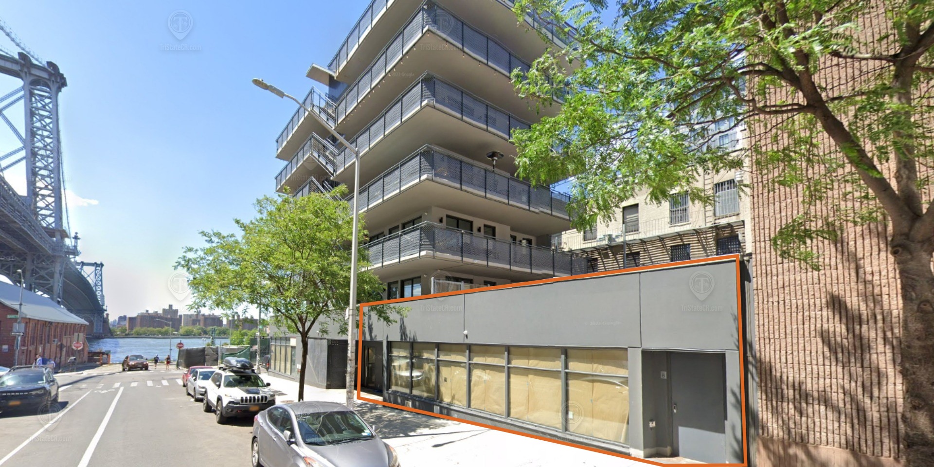 349 Kent Ave, Brooklyn, NY à louer Photo de l’immeuble– Image 1 sur 9