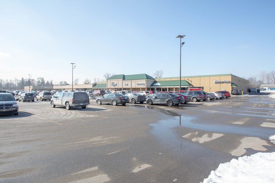 1215-1329 24th St, Port Huron, MI à louer - Photo principale – Image 1 sur 2