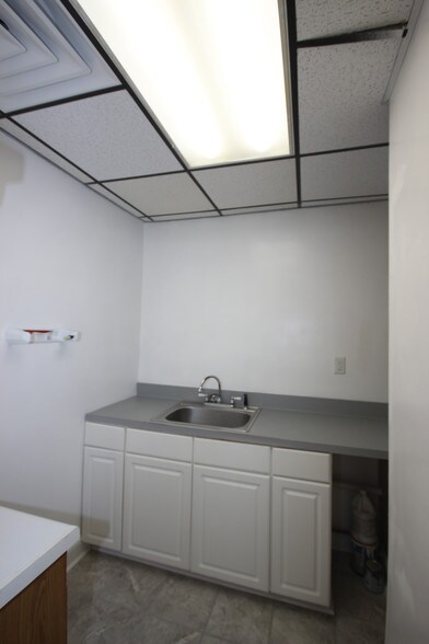 2401-2411 S Charles Blvd, Greenville, NC à vendre - Autre – Image 2 sur 3