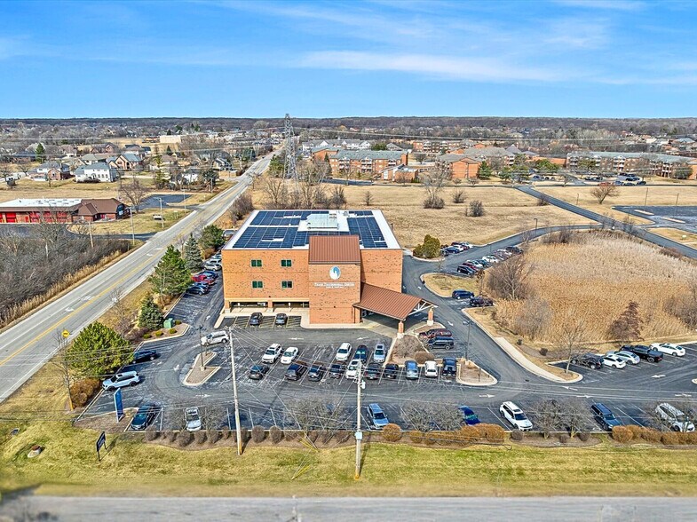 13011 S 104th Ave, Palos Park, IL à vendre - Photo de l’immeuble – Image 2 sur 12