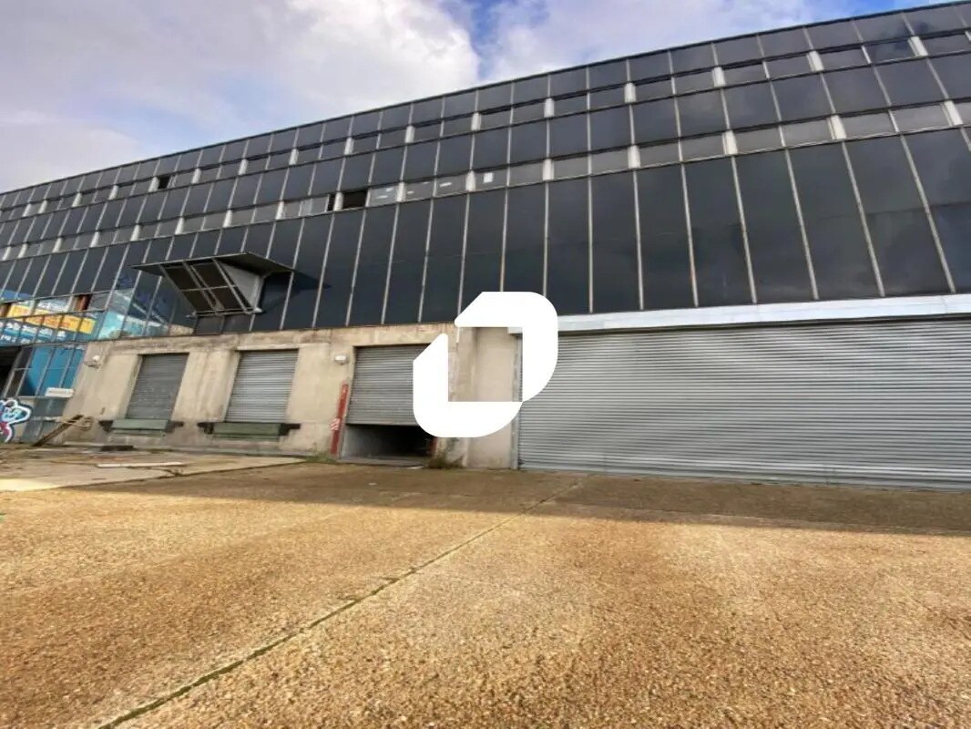Industriel/Logistique dans Bagnolet à louer Photo de l’immeuble– Image 1 sur 16
