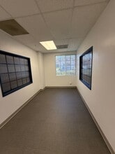 336 Encinitas Blvd, Encinitas, CA à louer Photo intérieure– Image 2 sur 4