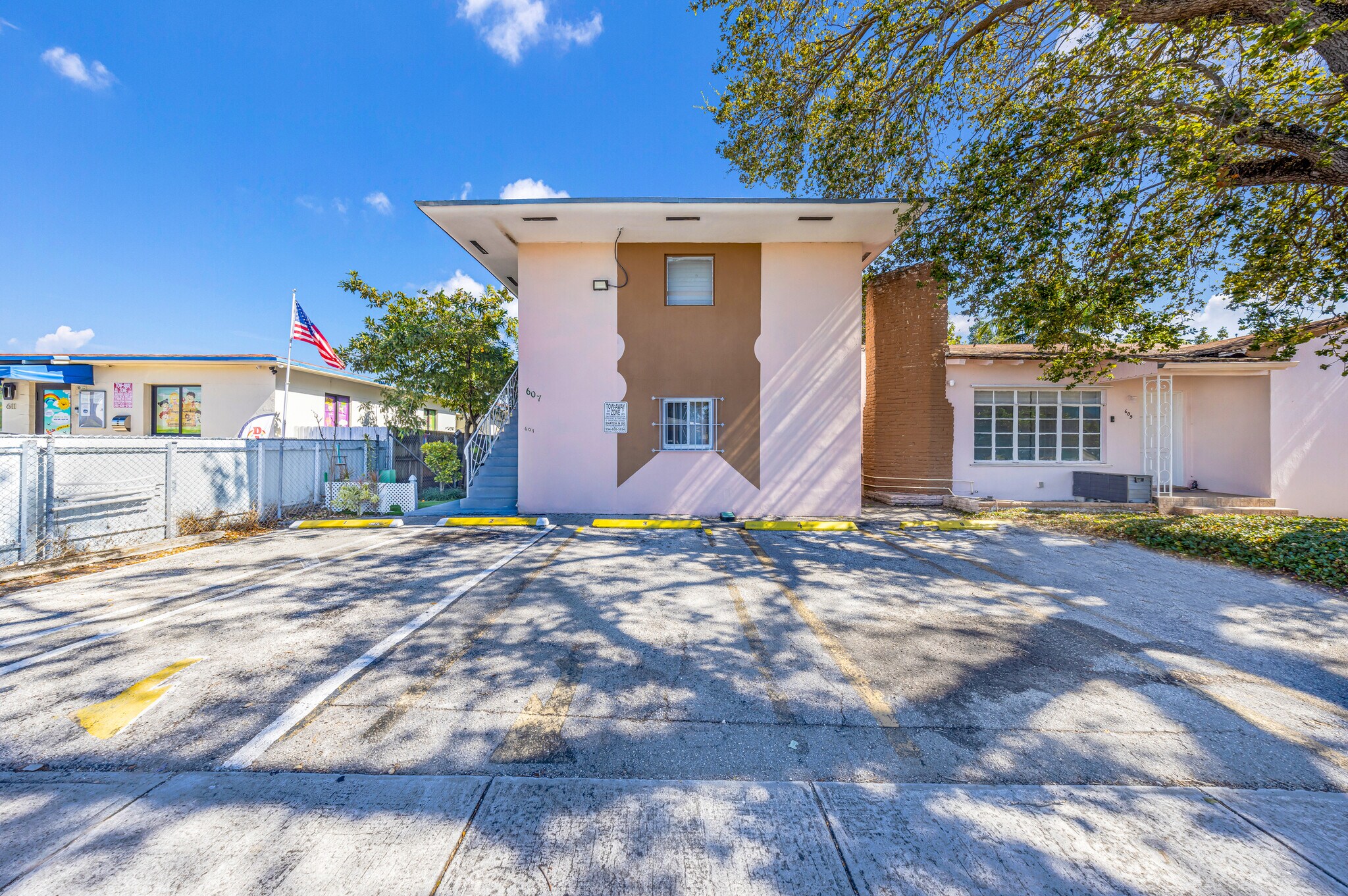 605 NW 34th Ave, Miami, FL à vendre Photo principale– Image 1 sur 13