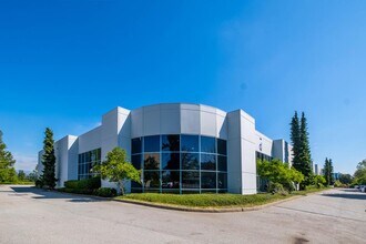 1545-1565 Cliveden Ave, Delta, BC à louer Photo de l’immeuble– Image 1 sur 9
