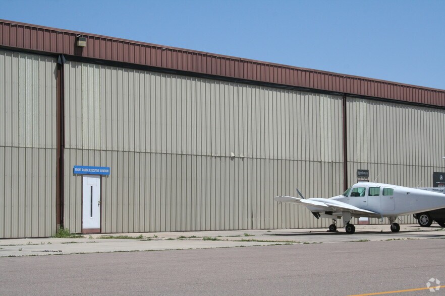 37451 Beechcraft Way, Watkins, CO à vendre - Photo de l’immeuble – Image 3 sur 5