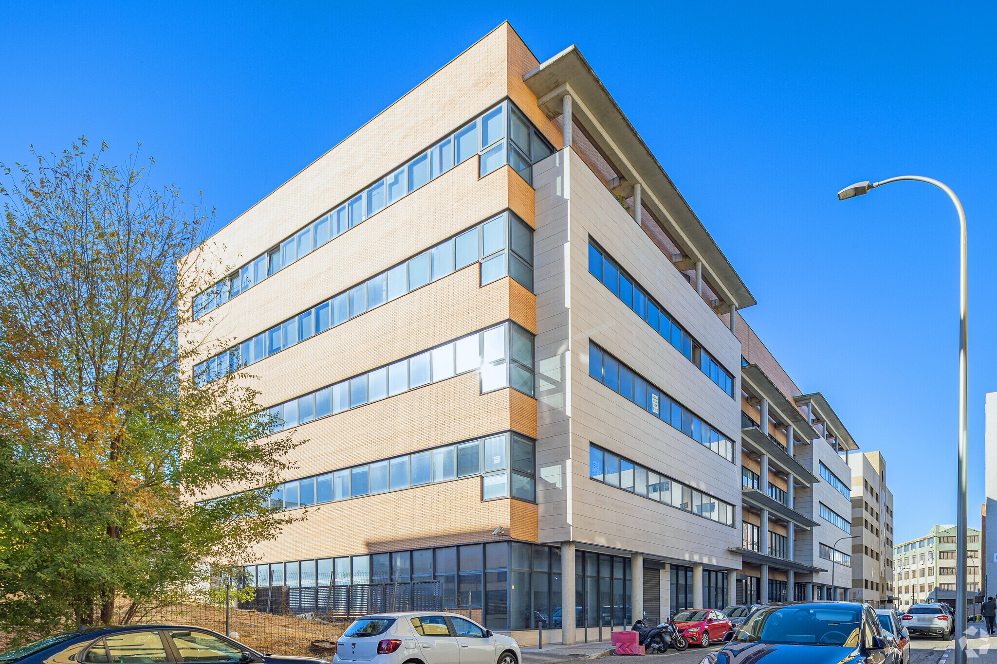 Calle del Haya, 4, Madrid, Madrid à louer Photo principale– Image 1 sur 7