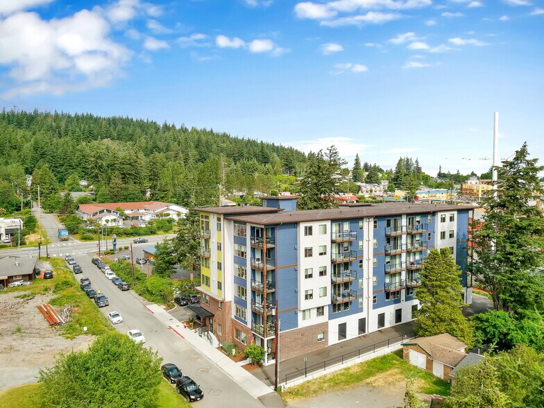 3613 Consolidation Ave, Bellingham, WA à vendre - Photo de l’immeuble – Image 3 sur 25