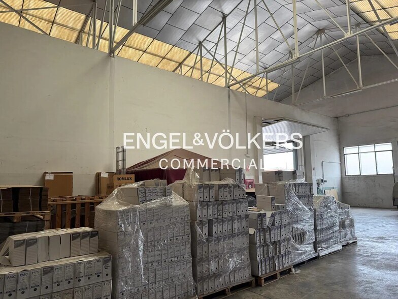 Industriel/Logistique dans Sabadell, Barcelona à vendre - Photo de l’immeuble – Image 3 sur 6