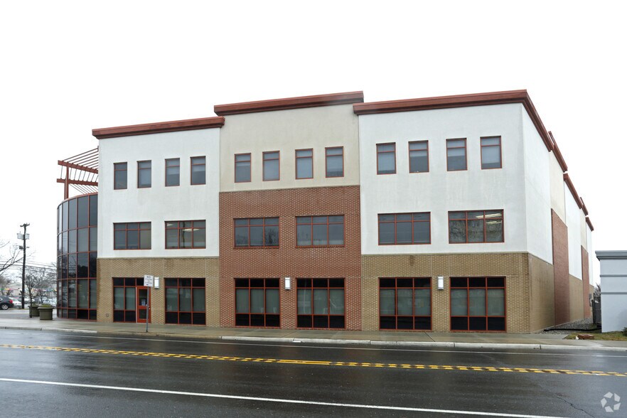 1800-1836 W Lake Ave, Neptune, NJ à louer - Photo de l’immeuble – Image 2 sur 13
