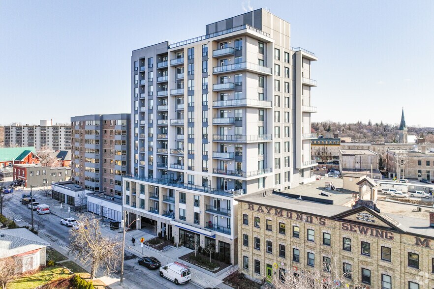 45 Yarmouth St, Guelph, ON à louer - Photo de l’immeuble – Image 2 sur 31