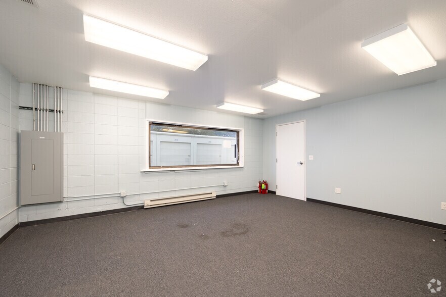 2250-2300 Bott Ave, Colorado Springs, CO à louer - Photo de l’immeuble – Image 2 sur 21