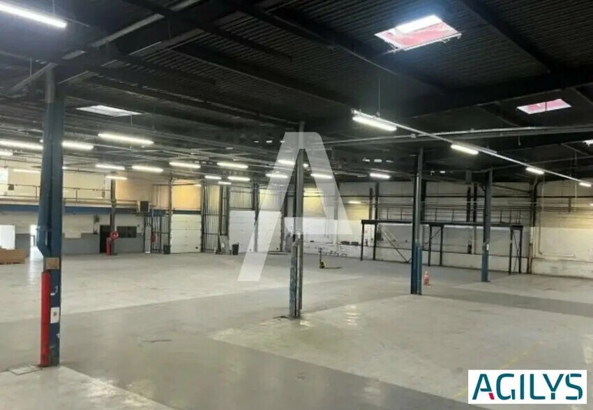 Bureau dans Villebon-sur-Yvette à louer - Photo de l’immeuble – Image 3 sur 7