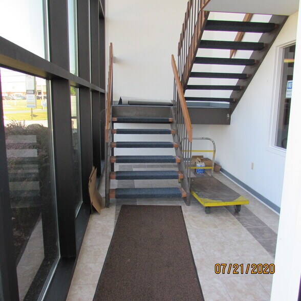 457 Diller Ave, New Holland, PA à louer - Photo de l’immeuble – Image 3 sur 20
