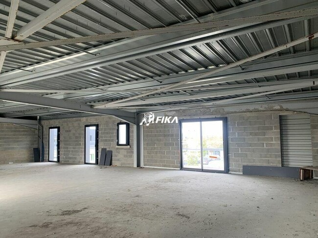 Plus de détails pour Bureau à vendre