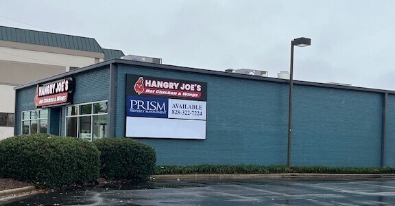 1421 2nd St NE, Hickory, NC à louer - Photo de l’immeuble – Image 2 sur 7
