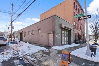 Plus de détails pour 219 Van Brunt St, Brooklyn, NY - Industriel/Logistique à vendre
