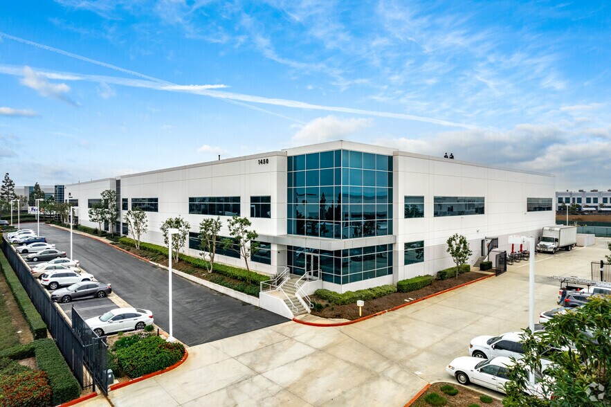 1450-1480 Charles Willard St, Carson, CA à louer - Photo principale – Image 1 sur 3