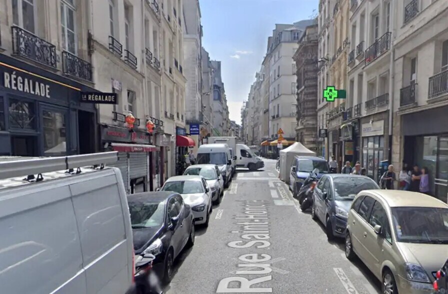 Local commercial dans Paris à louer - Photo de l’immeuble – Image 2 sur 4