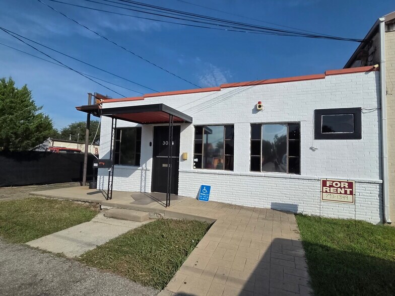 3014 Christian Ave, Roanoke, VA à louer - Photo de l’immeuble – Image 1 sur 7
