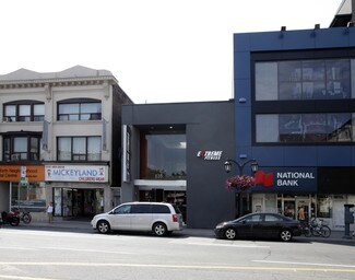 Plus de détails pour 635 Danforth Ave, Toronto, ON - Local commercial à vendre