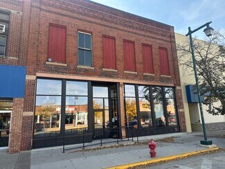 Plus de détails pour 131 W Broadway St, Owatonna, MN - Local commercial à vendre