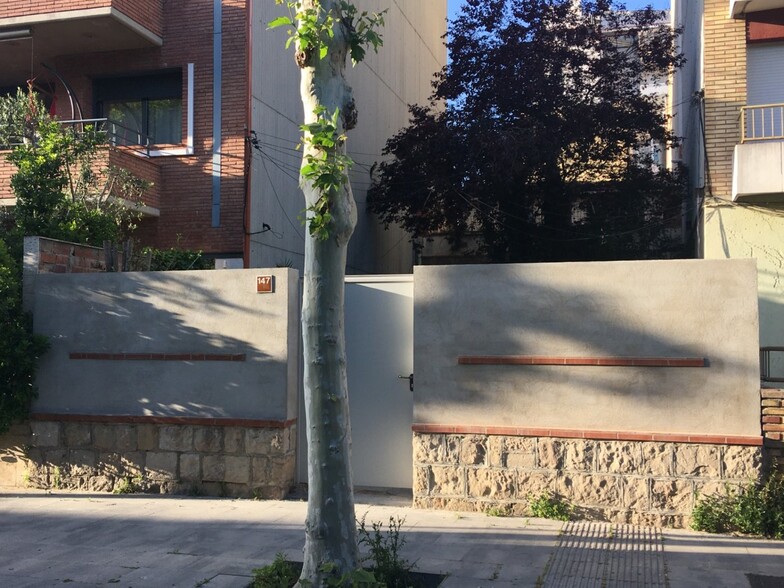 Passeig Mossén Jacint Verdaguer, Igualada, Barcelona à vendre - Photo de l’immeuble – Image 3 sur 3