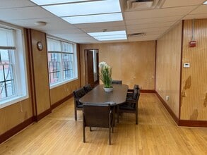 159 Singleton St, Woonsocket, RI à louer Photo intérieure– Image 1 sur 12