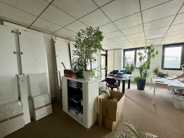 Bureau dans Lyon à louer - Photo de l’immeuble – Image 2 sur 16