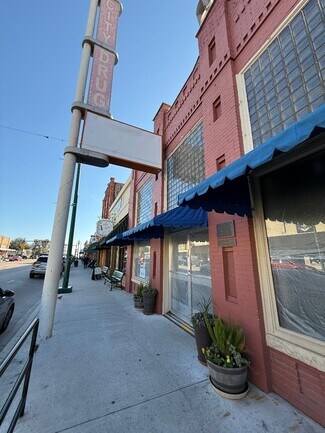 Plus de détails pour 406 S Main St, Grapevine, TX - Local commercial à louer