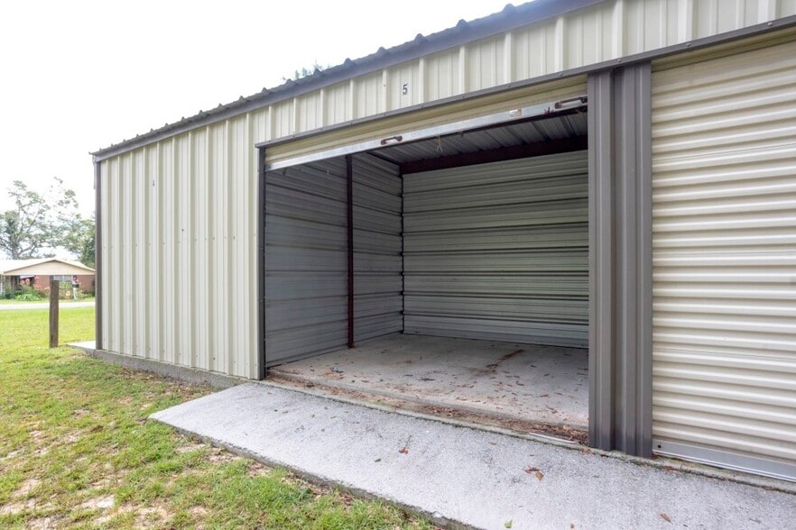 401 N Railroad Ave, Mount Vernon, GA à vendre - Photo de l’immeuble – Image 3 sur 30