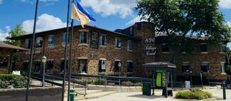 Plus de détails pour 890 Elm Grove Rd, Elm Grove, WI - Différents types d’espaces à louer