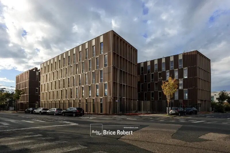 Bureau dans Vaulx-en-Velin à louer Photo de l’immeuble– Image 1 sur 12